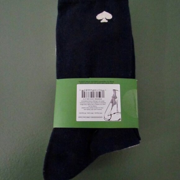 Kate Spade New York Women’s Novelty Crew Socks Lipstick Face Motif 3 pr - Picture 3 of 9